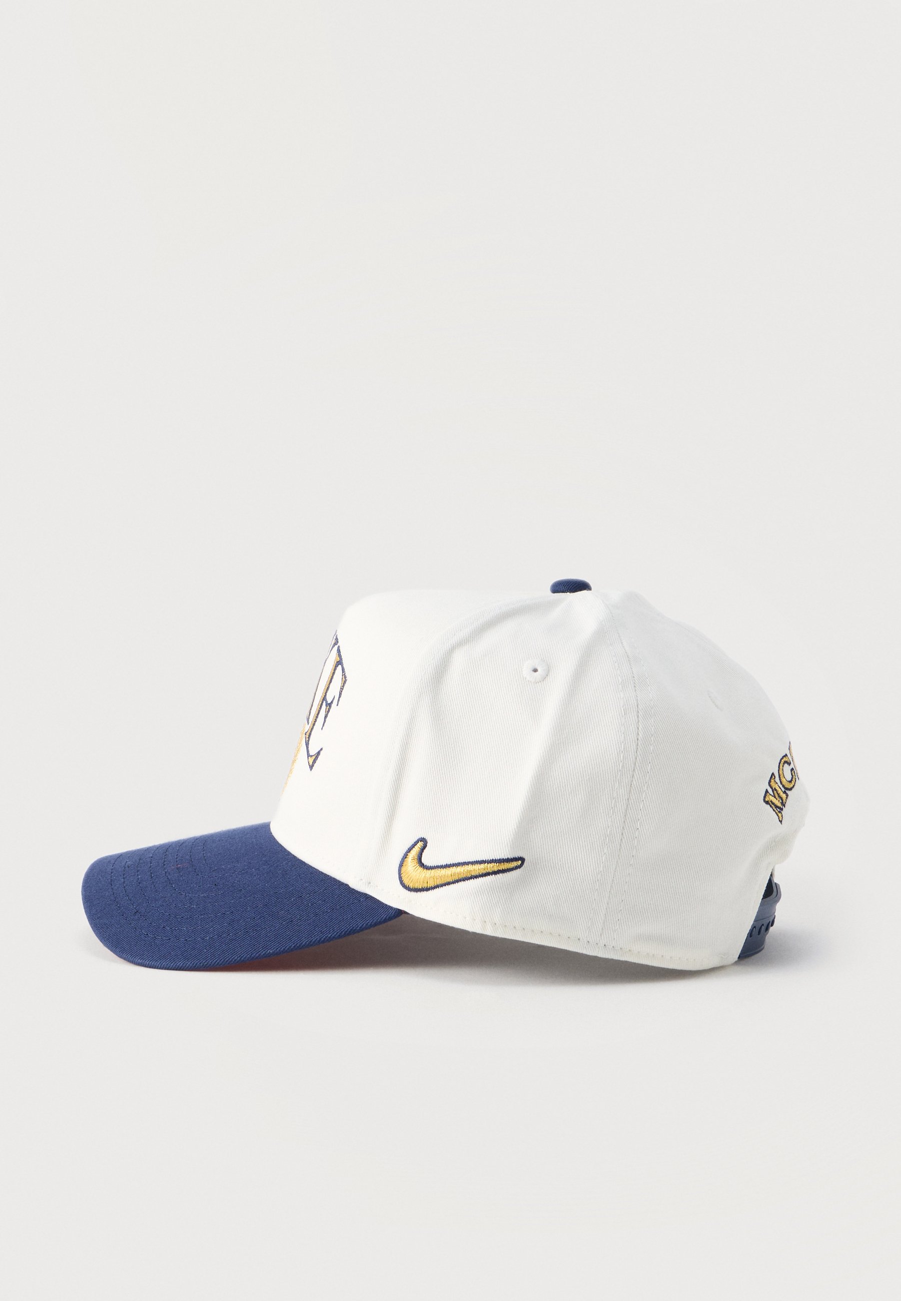 nike lakers heritage hat