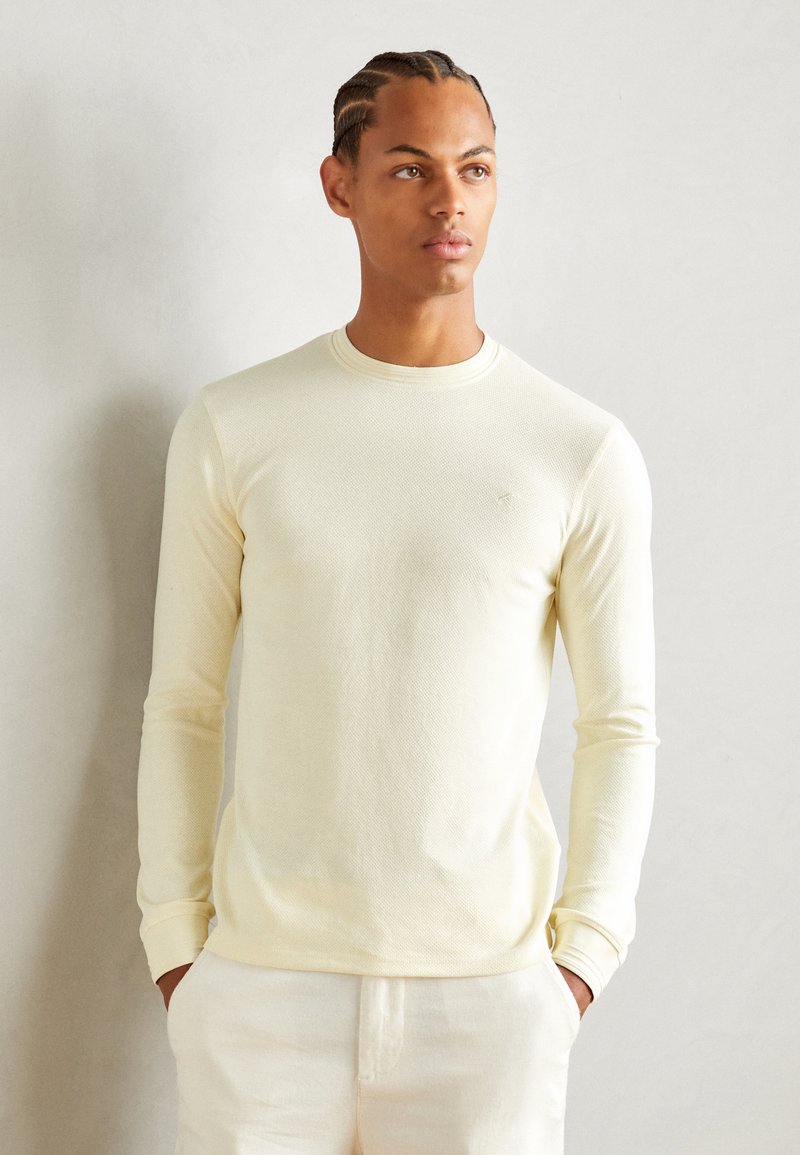 INDICODE JEANS Long sleeved top - white asparagus