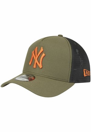 9FORTY TRUCKER  NEW YORK YANKEES - Cap - olive