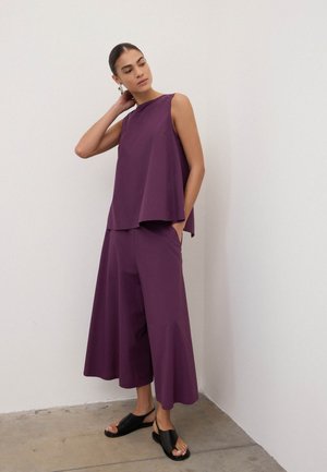 ottod'Ame, SLACKS - Nohavice - dark purple