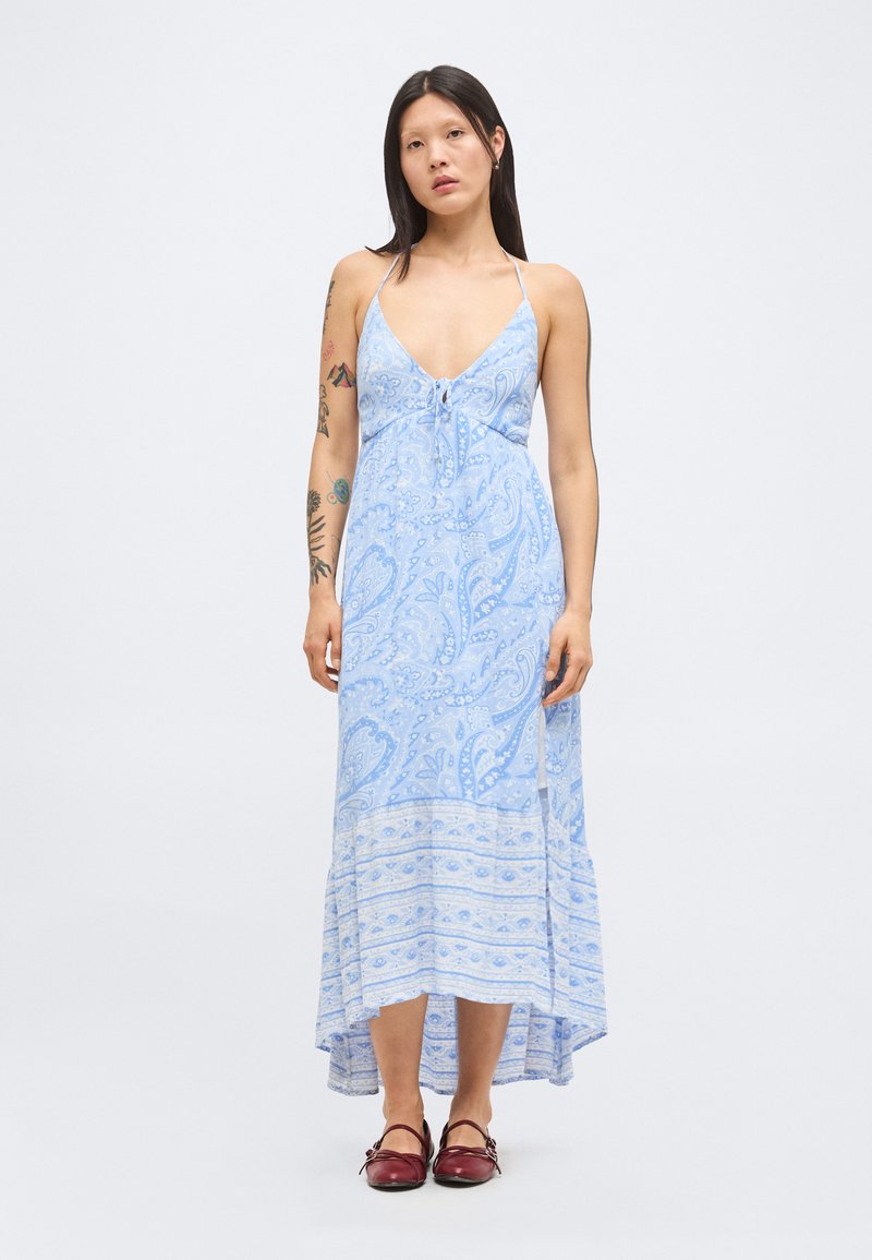 Hollister Co. AIR CHASE V NECK HALTER HIGH LOW - Maxi dress - light blue -  Zalando