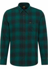 Groen en zwarte geruite flanellen shirt, lange mouwen, knoopsluiting aan de voorkant, enkele borstzak, zachte textuur en merketiket op de zak.
