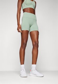 ICANIWILL RUSH SEAMLESS SHORTS - Leggings - ice green melange