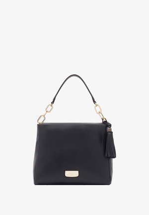 Zwarte leren handtas met een gestructureerde vorm, voorzien van een handvat aan de bovenkant, gouden hardware en een kwastdetail aan de zijkant.