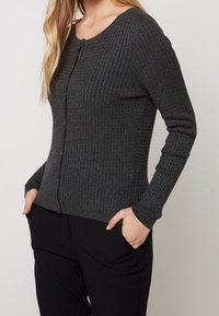 Vero Moda Kofta - dark grey
