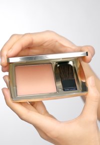Thumbnail Image 2