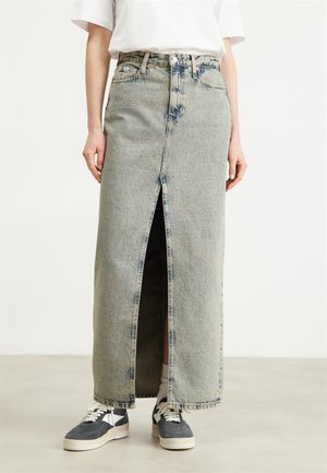 Calvin Klein Jeans, FRONT SPLIT MAXI SKIRT - Gonna di jeans - denim medium
