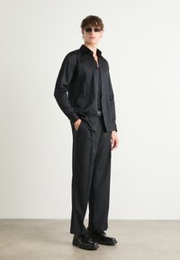 BOSS HANK - Ing - black