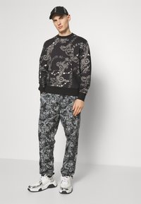 Versace Jeans Couture Sweater - black
