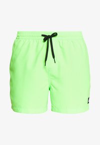 Unselected, green gecko