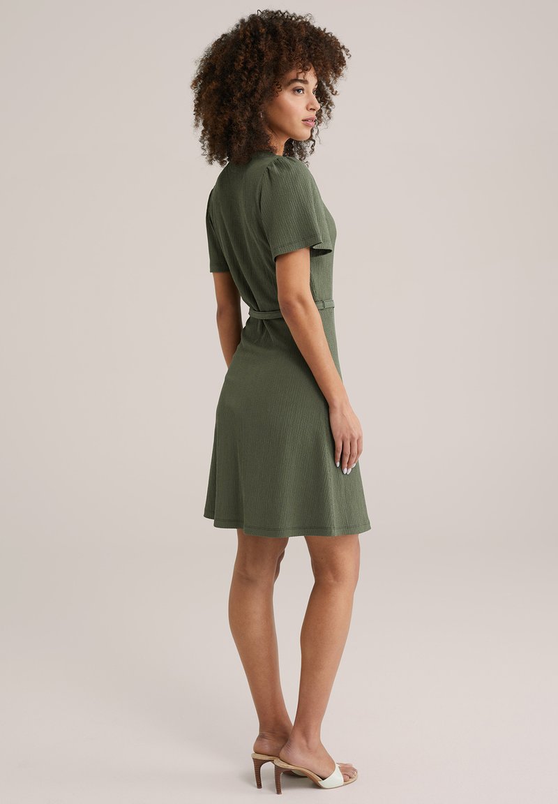 WE Fashion Day dress - army green/mottled green - Zalando