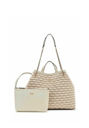 Sac fourre-tout beige à motif avec poignées en chaîne et petite pochette beige unie avec fermeture éclair et courte sangle à l'avant.