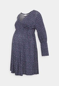 Vestido de maternidade cinza escuro com mangas longas, design envolvente, cintura pregueada e pequeno padrão floral multicolorido por toda a parte. Textura de tecido suave.