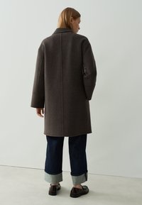 OPUS REGULAR FIT - Mantel - midnight brown