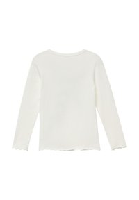 Witte longsleeve shirt met een ronde halslijn en een gegolfde zoom. Gemaakt van zachte stof met een gladde textuur, geschikt voor het lagen over elkaar.