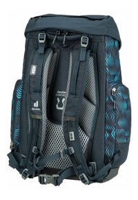 Sac à dos bleu foncé avec des motifs géométriques teal. Il est doté de bretelles rembourrées en maille, de boucles réglables et de plusieurs compartiments zippés.