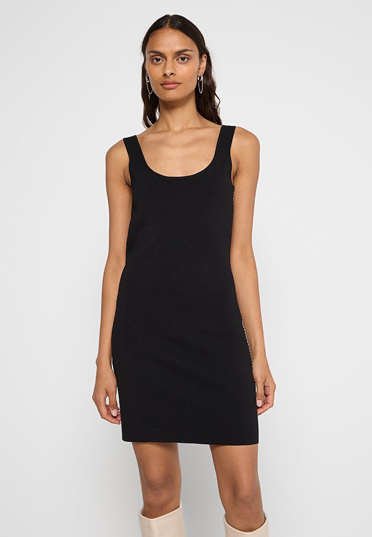 Nanushka Gebreide jurk zwart Nanushka Gebreide jurk zwart