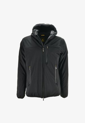 Veste noire avec une fermeture éclair à l'avant, une capuche et deux poches latérales. Matière lisse avec un léger éclat et des accents en matériel jaune contrastant.