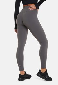 SQUATPROOF Legíny – nohavice - dark grey