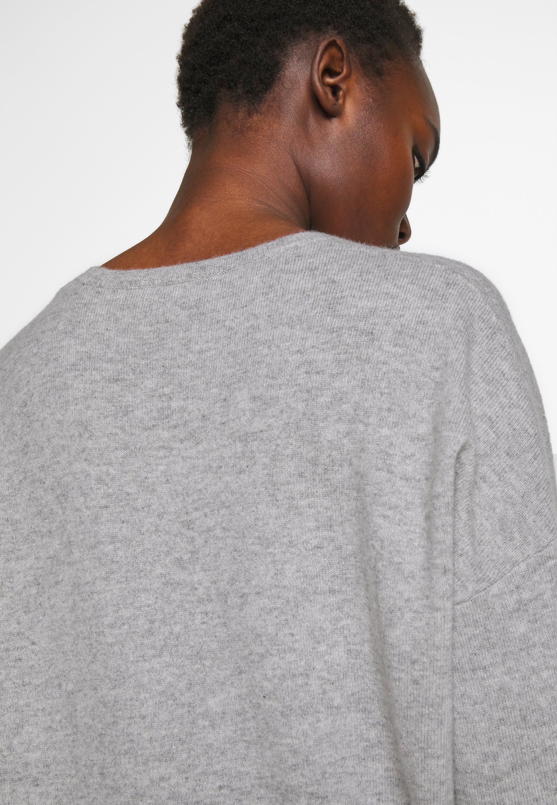 FTC Cashmere Strikkegenser silver stone Zalando.no FTC Cashmere Strikkegenser - silver stone
