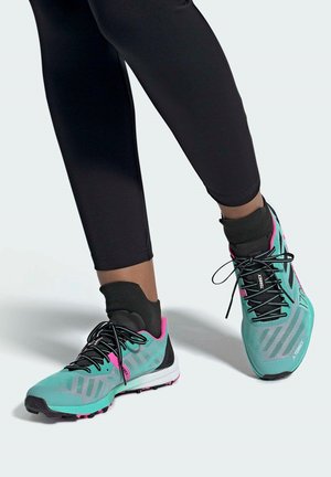 TERREX SPEED PRO TRAIL RUNNING - Trail hardloopschoenen - green