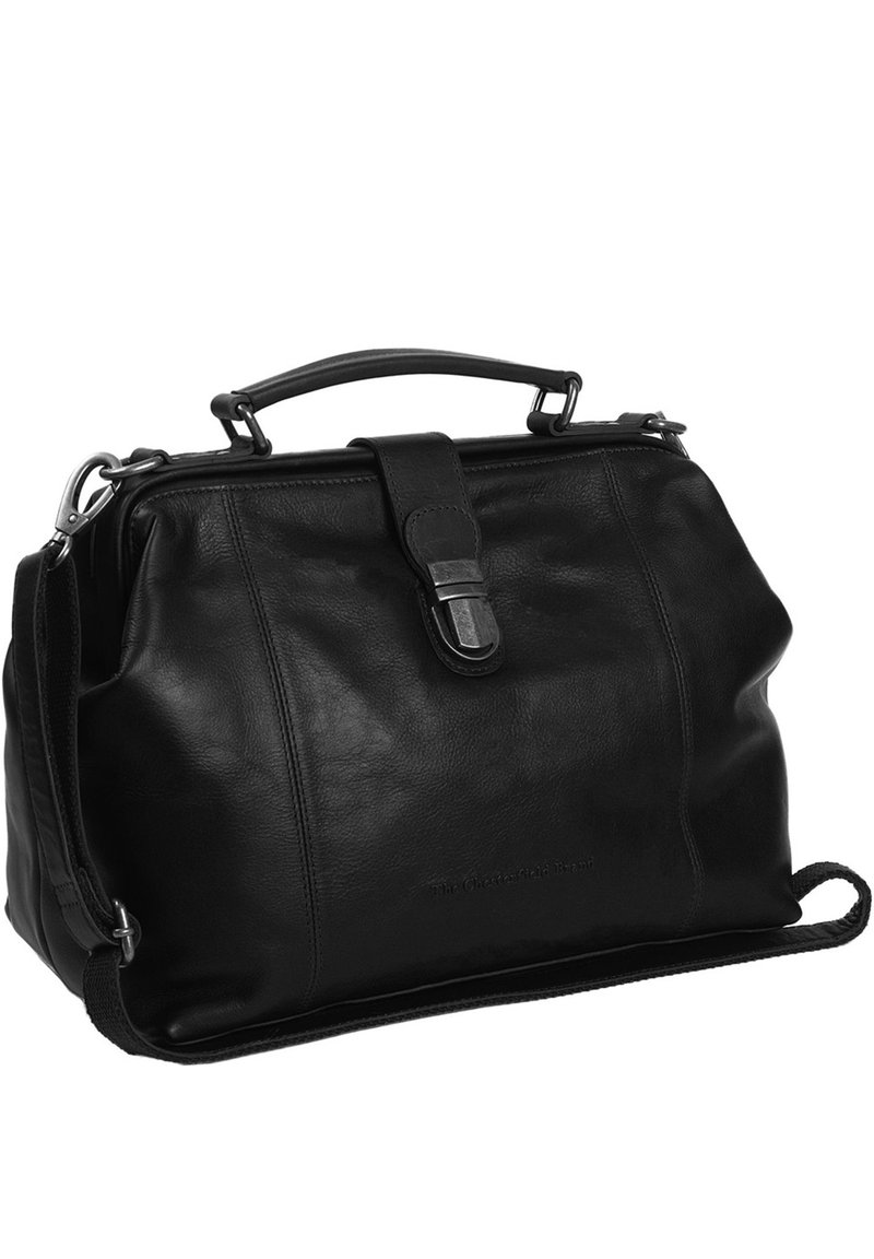 Bolso de cuero negro con un diseño estructurado, que cuenta con un asa superior, una correa de hombro desmontable y un cierre central a presión.