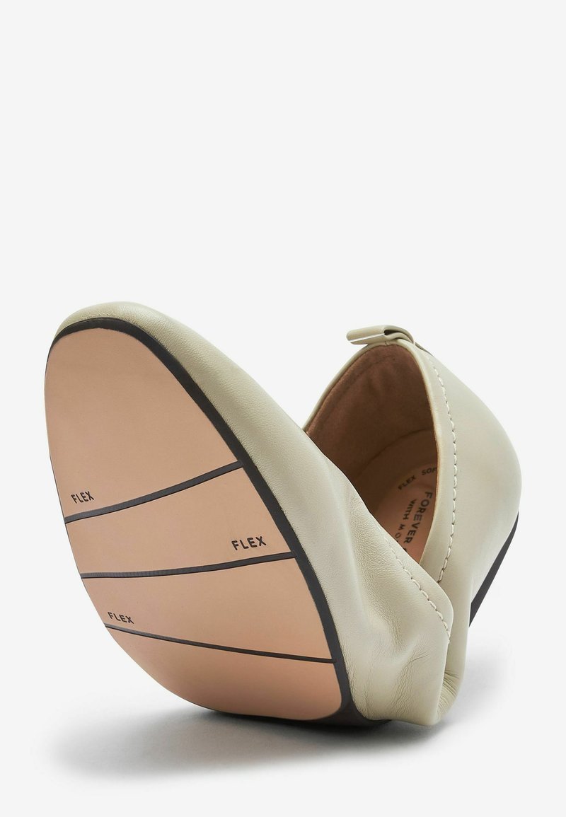 Damen Klassische Ballerinas | Next FOREVER COMFORT WITH MOTION FLEX SOFT faltbarer Ballerina green/khaki - BZ18781 Damen Klassische Ballerinas | Next FOREVER COMFORT WITH MOTION FLEX SOFT faltbarer Ballerina green/khaki - BZ18781