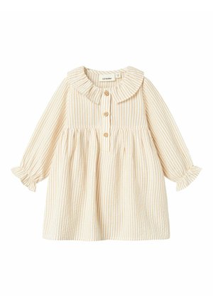 Gestreepte crèmekleurige jurk met een ronde kraag, drie houten knopen en een geplooide taille. Lange mouwen met ruches aan de manchetten. Gemaakt van een gestructureerde stof.