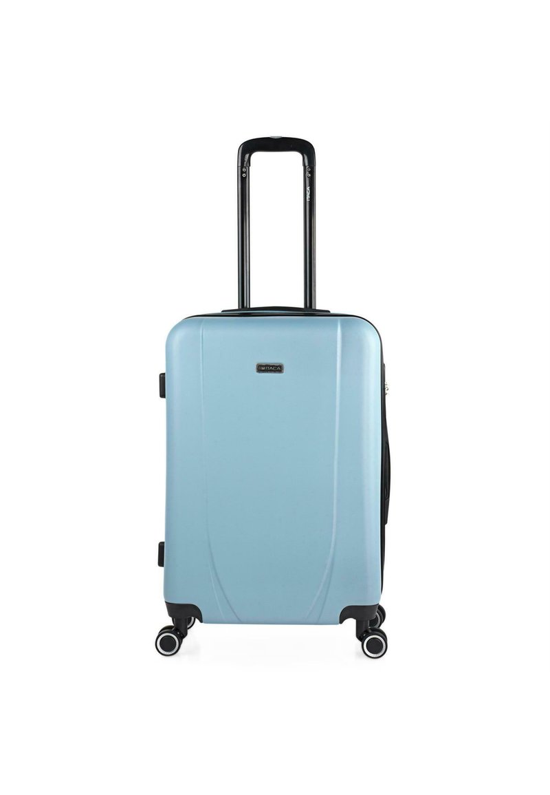 Maleta rígida de color azul claro con un diseño elegante. Cuenta con un asa retráctil negra y cuatro ruedas giratorias para una fácil maniobrabilidad.