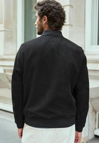 Next REGULAR FIT - Chaquetas bomber - black