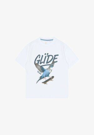 Hvid t-shirt med grafik af en blå fugl, der kører på skateboard, og ordet "GLIDE" i store fede bogstaver over.