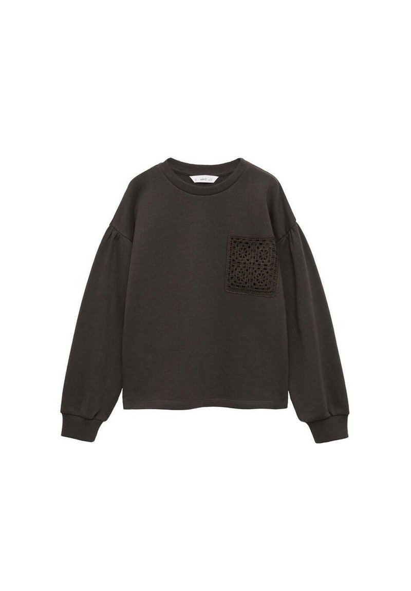 Temno siva trenerica z okroglim izrezom, dolgimi naborki na rokavih in teksturirano čipkastim žepom na levi strani. Mehka tkanina in sproščen kroj.