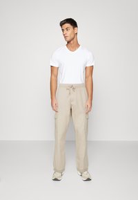 Brave Soul FINECARSTONE - Bojówki