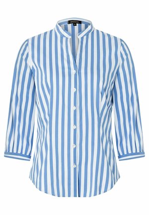 Blauw-wit gestreept overhemd met verticale strepen, knoopsluiting, driekwartmouwen en een klein staand kraagje.