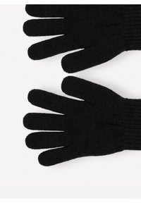 Juodi megzti pirštinės su penkiais pirštais, su raukšlėtu apvadu ir tekstūruota medžiaga, išdėstyti plokščiai ant balto fono.