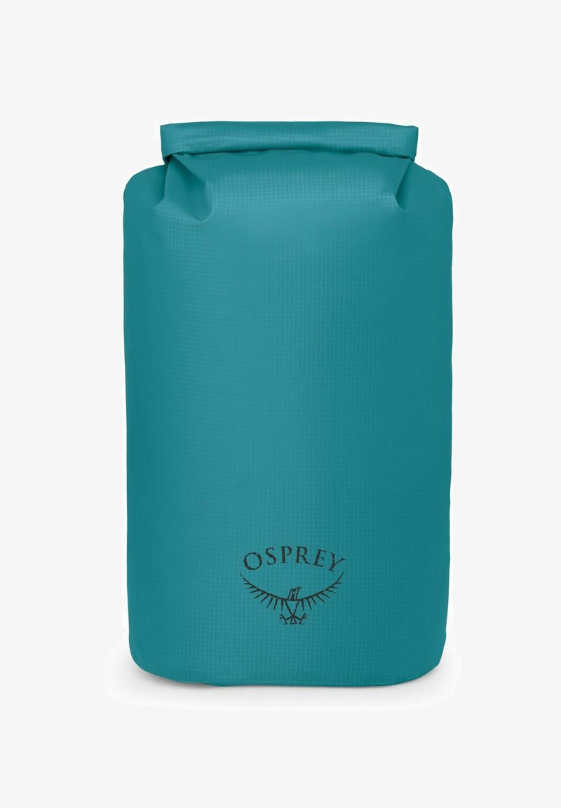 Bolsa seca impermeable de color azul verdoso con cierre enrollable, superficie texturizada y logotipo de Osprey en negro. Diseño cilíndrico y duradero para uso al aire libre.