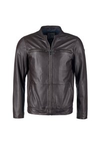 Braune Lederjacke mit einem Reißverschluss vorne, Stehkragen und zwei aufgesetzten Brusttaschen mit Reißverschluss. Glatte Textur und taillierter Schnitt.