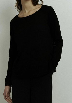Sweter