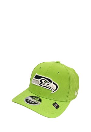Cappellino verde con un design strutturato, caratterizzato da un logo dei Seattle Seahawks ricamato sul davanti. Include una visiera curvata e una chiusura regolabile.