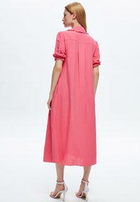 adL FRONT BUTTONED FRILLED  - Blusenkleid - pink