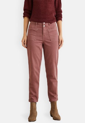 WITH PATCH POCKETS - Jeans a sigaretta - pink