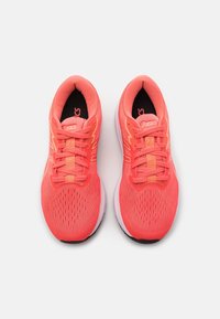 ASICS Scarpe da corsa su strada - coral