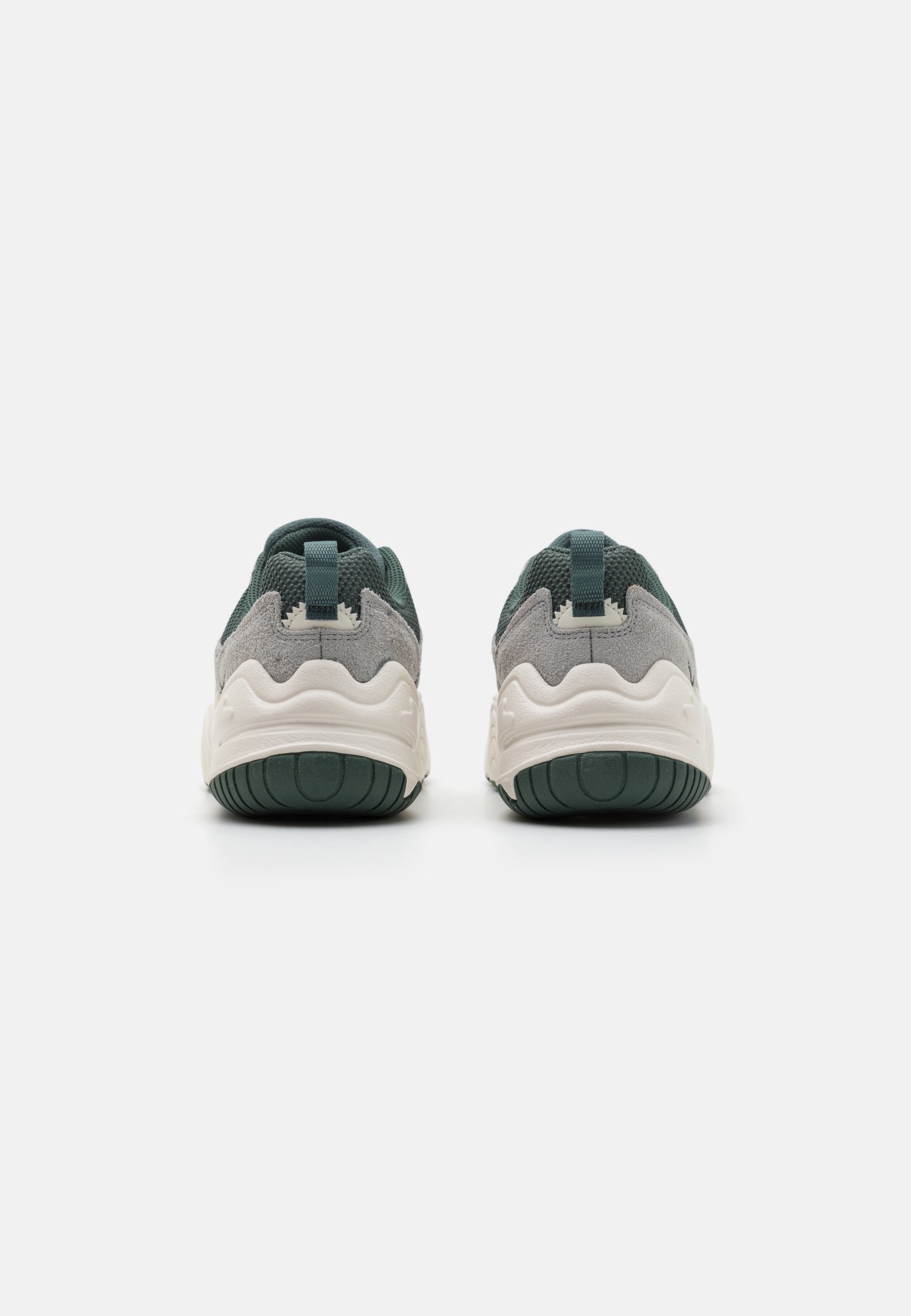 【Nike】Tech Hera Light Smoke Grey WMNS NIKE TECH HERA ANTHRACITE-SMOKE GREY-BLACK SZ 10.5