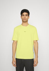 BOSS TCHUP - T-shirt básica - bright yellow
