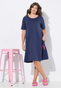LAURASØN Vestito di maglina - navy blue