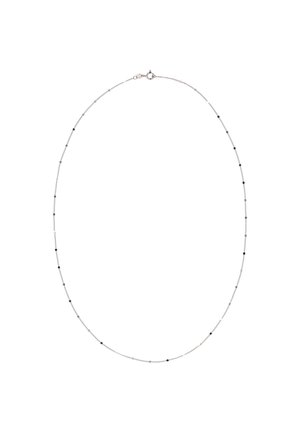 Sølvfarvet halskæde med en delikat kæde, der har skiftende små sorte perler og sølvdetaljer, afsluttet med en clasp-lukning.