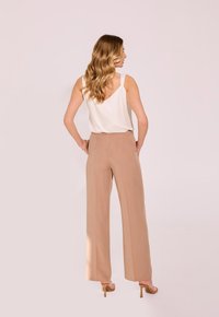 Makalu - Spodnie materiałowe