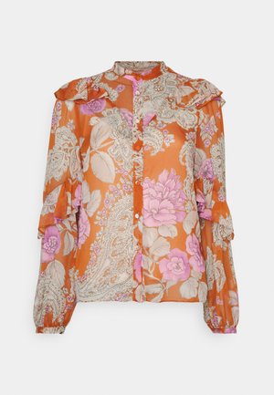 Blusa floreale arancione, con motivi in rosa pastello e grigio. Tessuto leggero e trasparente, colletto arricciato, chiusura con bottoni e maniche lunghe.
