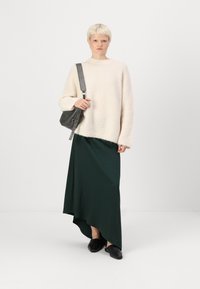Selected Femme SLFGABELLA O NECK CAMP - Pulóver - birch
