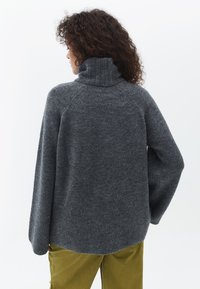 OXXO SOFT TOUCH LOOSE FIT - Sweter